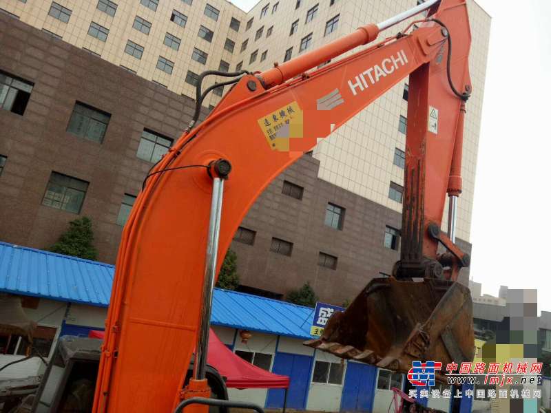 云南出售转让二手6537小时2011年日立ZX240LC挖掘机