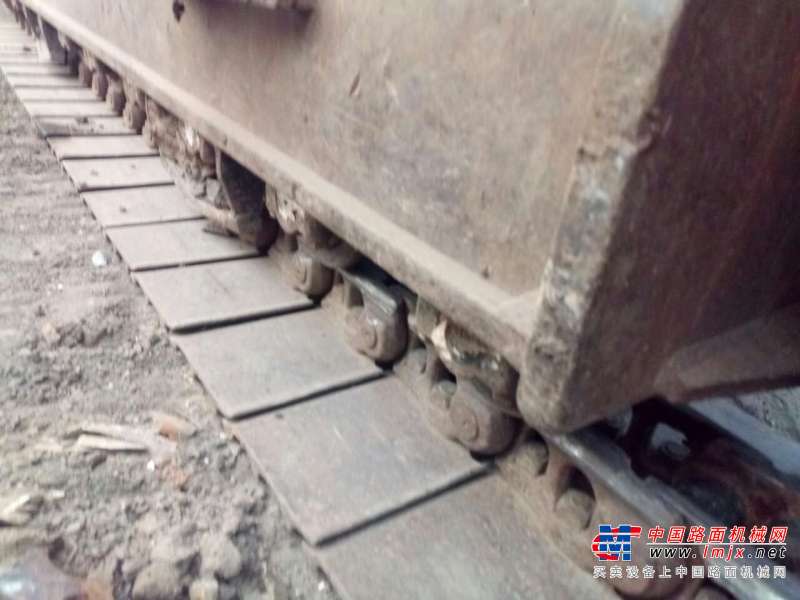 黑龙江出售转让二手8000小时2011年柳工925LC挖掘机
