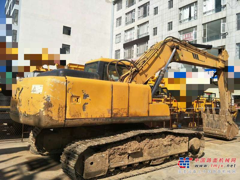 云南出售转让二手7000小时2009年三一重工SY215C挖掘机