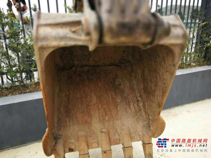 贵州出售转让二手4849小时2013年沃尔沃EC210B挖掘机