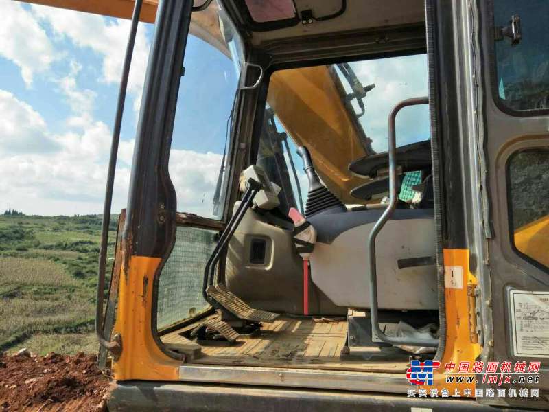 云南出售转让二手7568小时2010年三一重工SY135挖掘机