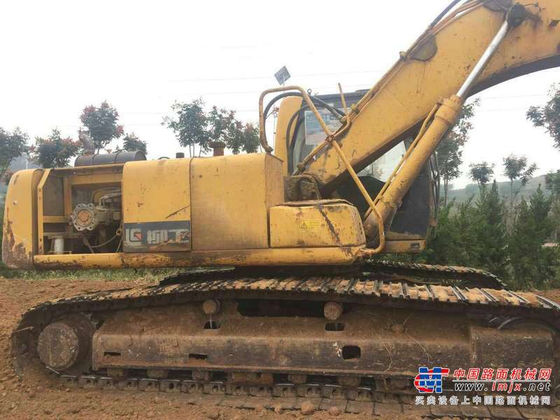 山东出售转让二手6000小时2009年柳工CLG225C挖掘机