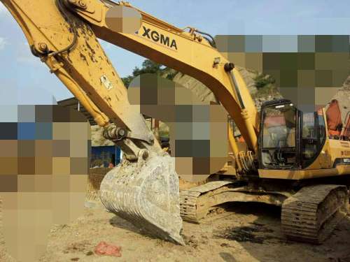 贵州出售转让二手3839小时2011年厦工XG825LC挖掘机