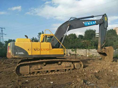云南出售转让二手7632小时2011年沃尔沃EC210BLC挖掘机