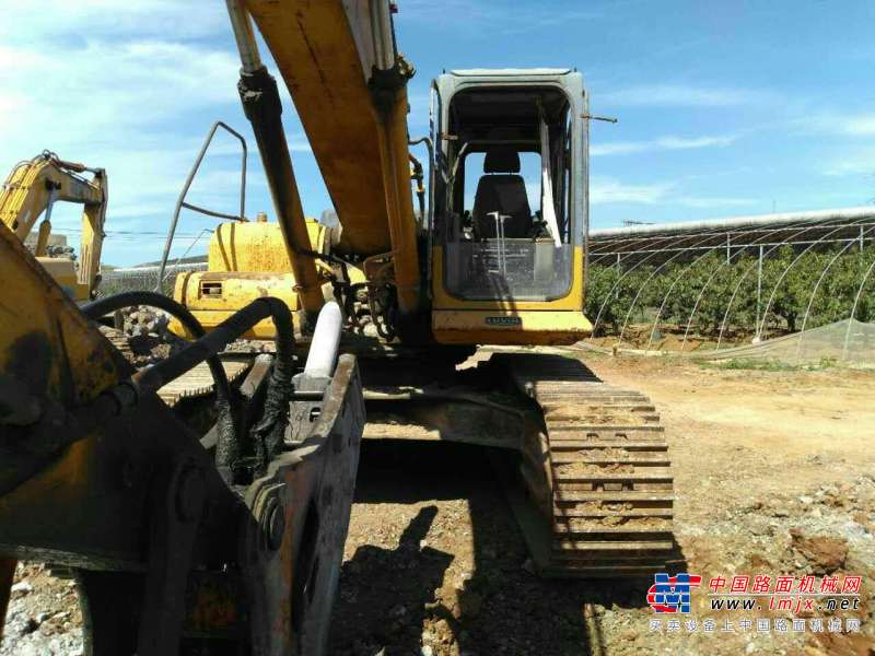 辽宁出售转让二手9000小时2009年福田雷沃FR385挖掘机