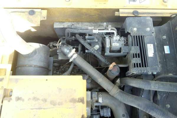 吉林出售转让二手6000小时2011年小松PC110挖掘机