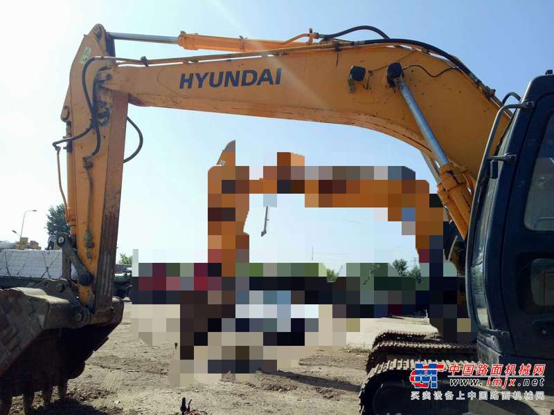 辽宁出售转让二手6000小时2010年现代R225LC挖掘机