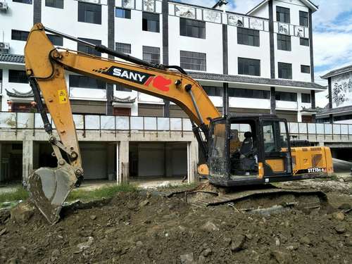 云南出售转让二手3000小时2015年三一重工SY215C挖掘机