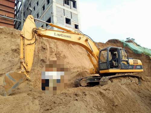 山西出售转让二手2282小时2012年柳工925D挖掘机