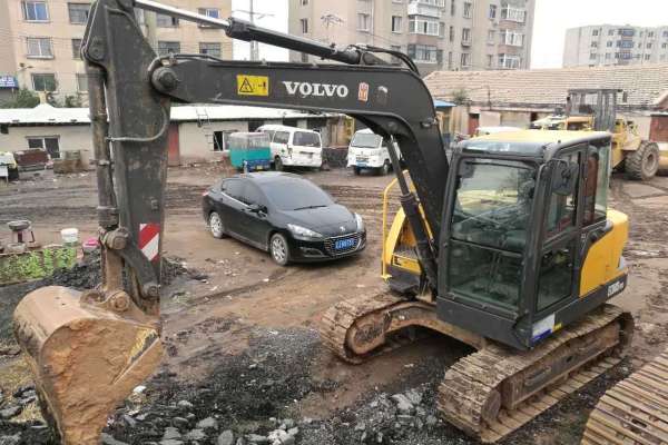 辽宁出售转让二手1600小时2016年沃尔沃EC80D挖掘机