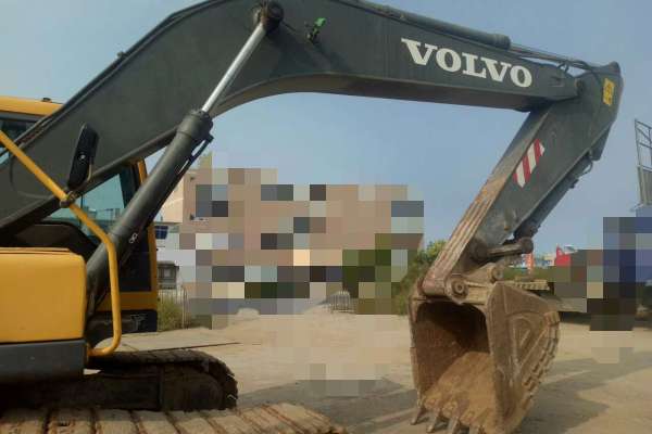 辽宁出售转让二手6000小时2012年沃尔沃EC240BLC挖掘机