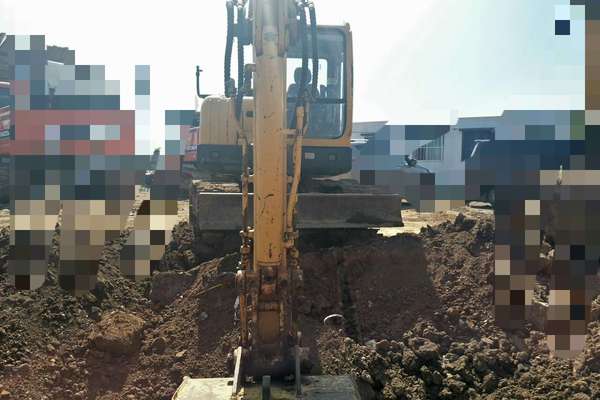 山东出售转让二手7000小时2012年山重建机JCM906D挖掘机