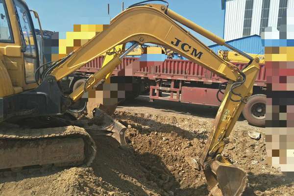 山东出售转让二手7000小时2012年山重建机JCM906D挖掘机