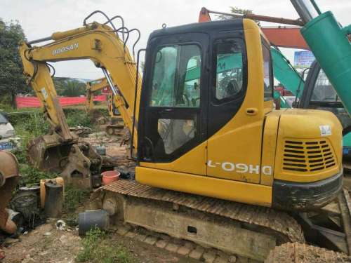 云南出售转让二手6005小时2012年龙工LG6085挖掘机