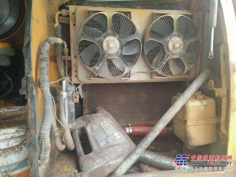 重庆出售转让二手17000小时2007年现代R130LC挖掘机