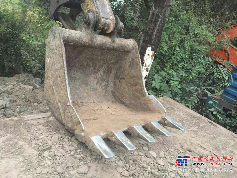 黑龙江出售转让二手10000小时2010年JCBJS8056挖掘机