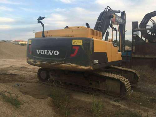 黑龙江出售转让二手5100小时2014年沃尔沃EC250D挖掘机