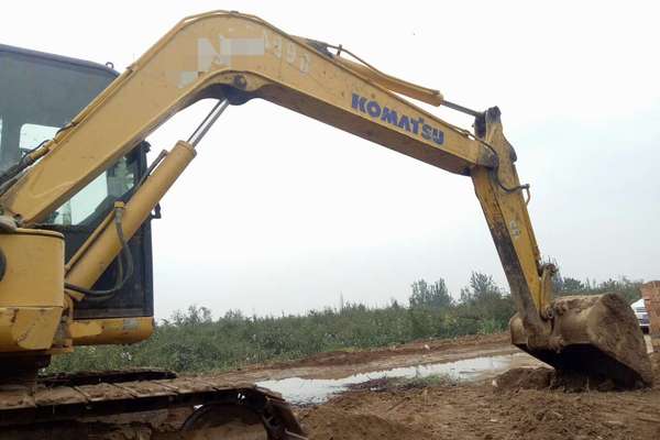 山西出售转让二手5200小时2011年小松PC70挖掘机