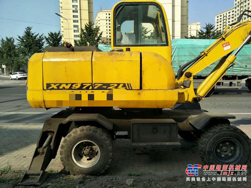 辽宁出售转让二手10000小时2009年犀牛重工轮挖XM977挖掘机
