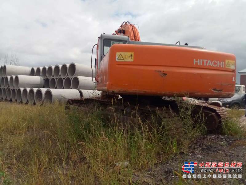 黑龙江出售转让二手8000小时2005年日立ZX270HHE挖掘机