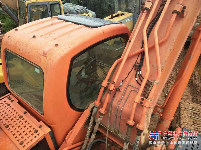 云南出售转让二手4756小时2015年斗山DX300LC挖掘机
