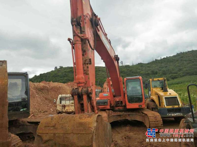 云南出售转让二手4756小时2015年斗山DX300LC挖掘机