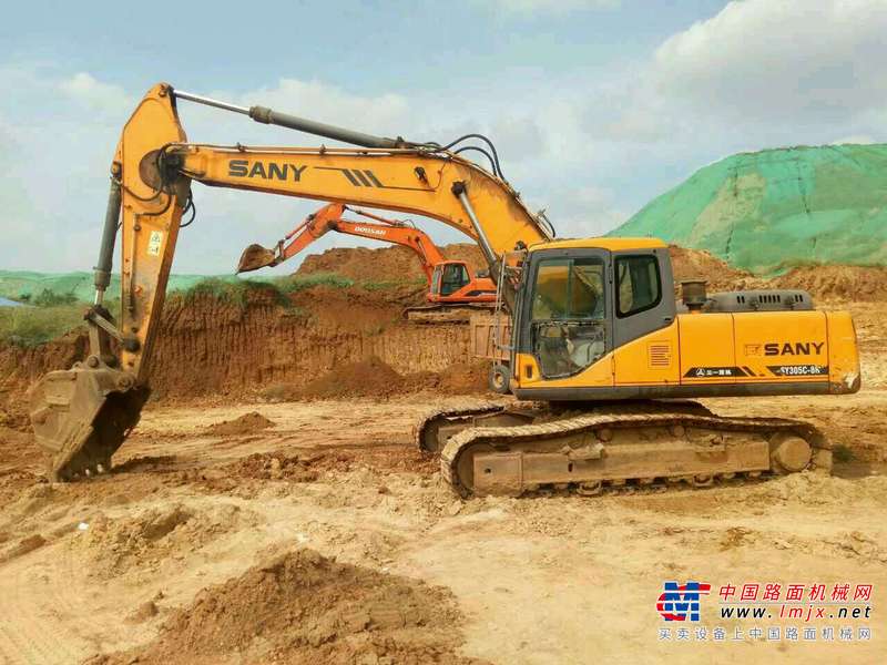 山东出售转让二手7800小时2010年三一重工SY235C挖掘机