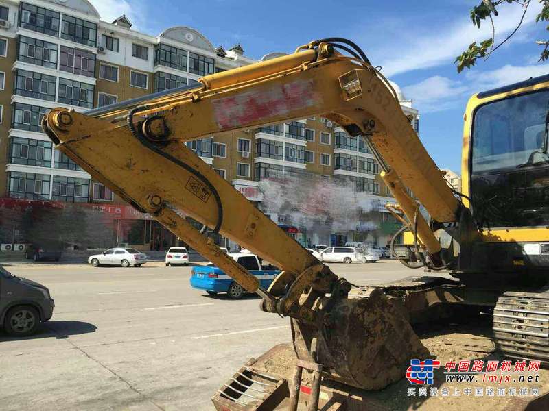 黑龙江出售转让二手4000小时2013年玉柴YC50挖掘机