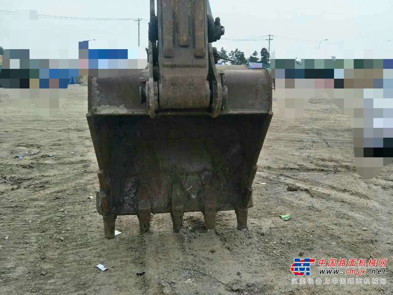 辽宁出售转让二手6000小时2011年现代R225LC挖掘机