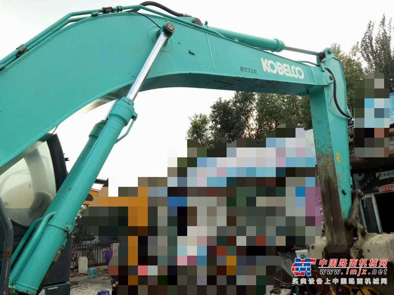 辽宁出售转让二手6000小时2012年神钢SK210LC挖掘机