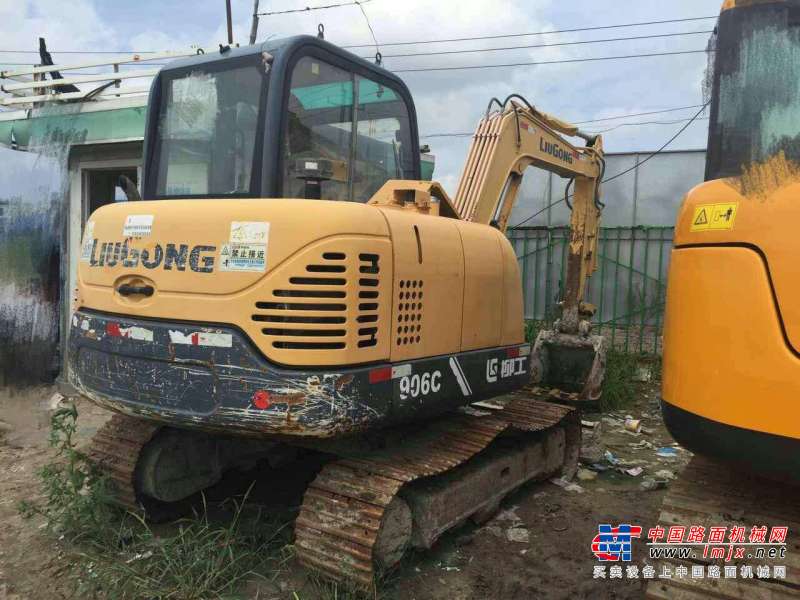 黑龙江出售转让二手4000小时2013年柳工CLG906C挖掘机