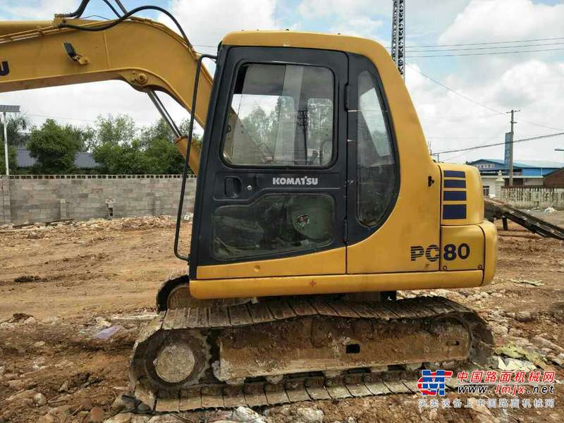 云南出售转让二手10960小时2005年小松PC60挖掘机