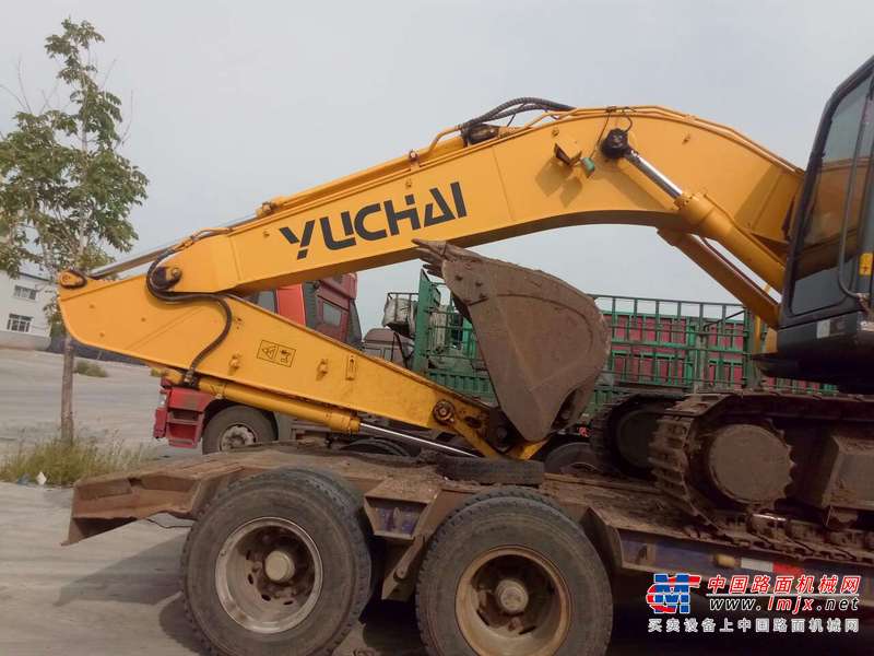 黑龙江出售转让二手8500小时2011年玉柴YC230LC挖掘机