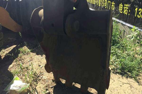 黑龙江出售转让二手7000小时2009年恒特重工轮挖HTL120A挖掘机