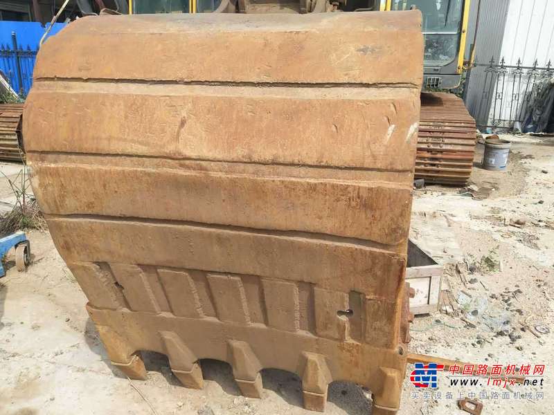 吉林出售转让二手16000小时2004年沃尔沃EC210BLC挖掘机
