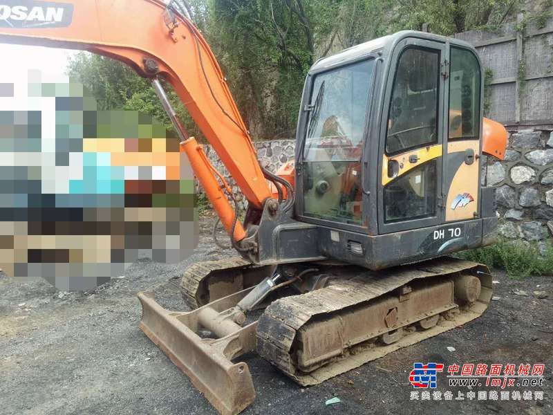 辽宁出售转让二手6000小时2010年斗山DX60挖掘机