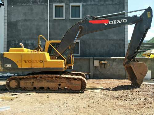 云南出售转让二手7000小时2009年沃尔沃EC210B挖掘机