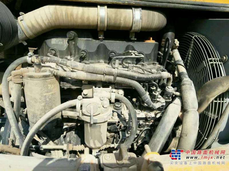 山东出售转让二手4800小时2013年龙工LG6065挖掘机
