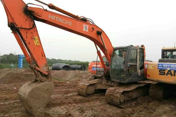 山东出售转让二手7528小时2009年日立ZX200挖掘机
