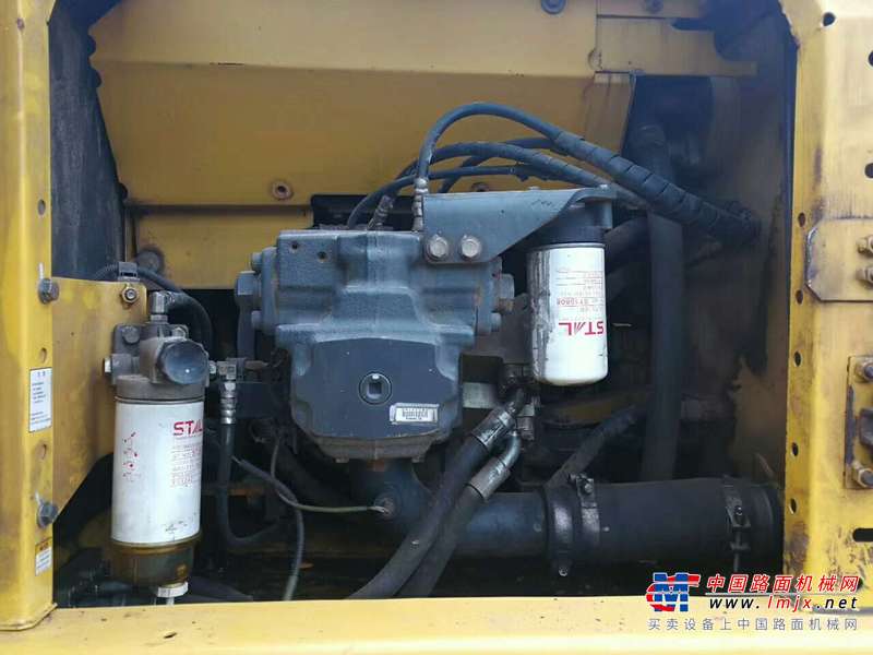 陕西出售转让二手4000小时2011年小松PC220挖掘机