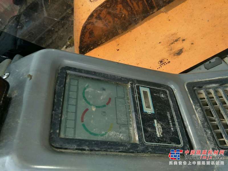 山东出售转让二手9000小时2011年龙工LG6065挖掘机