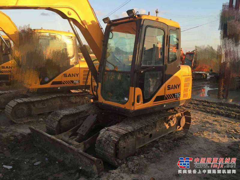 黑龙江出售转让二手1000小时2011年三一重工SY75C挖掘机
