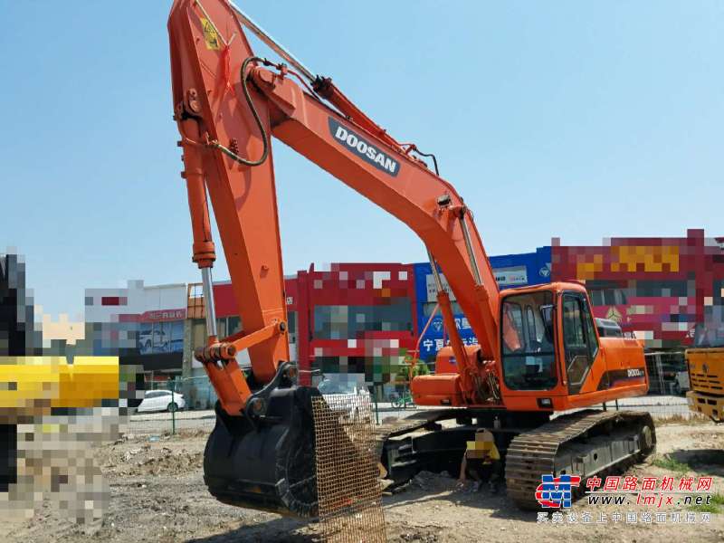 宁夏出售转让二手90小时2017年斗山DH300LC挖掘机