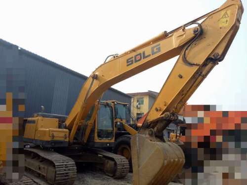 陕西出售转让二手1900小时2011年临工LG6210E挖掘机