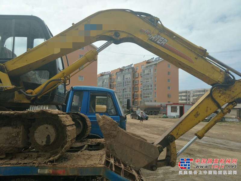 山东出售转让二手8000小时2009年卡特重工CT60挖掘机