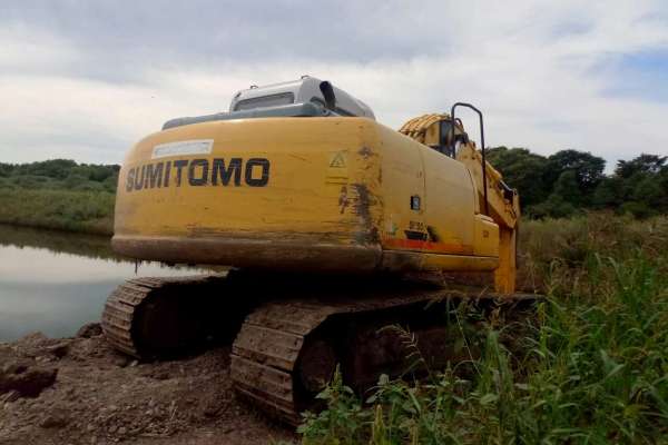 黑龙江出售转让二手9000小时2010年住友SH120挖掘机