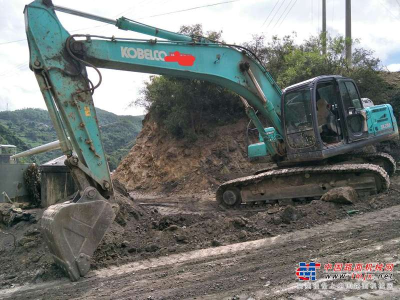 云南出售转让二手6000小时2010年神钢SK250挖掘机
