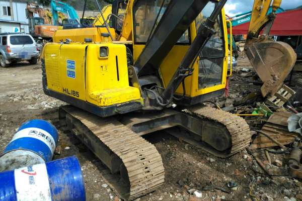 云南出售转让二手8000小时2010年华力重工HL185挖掘机