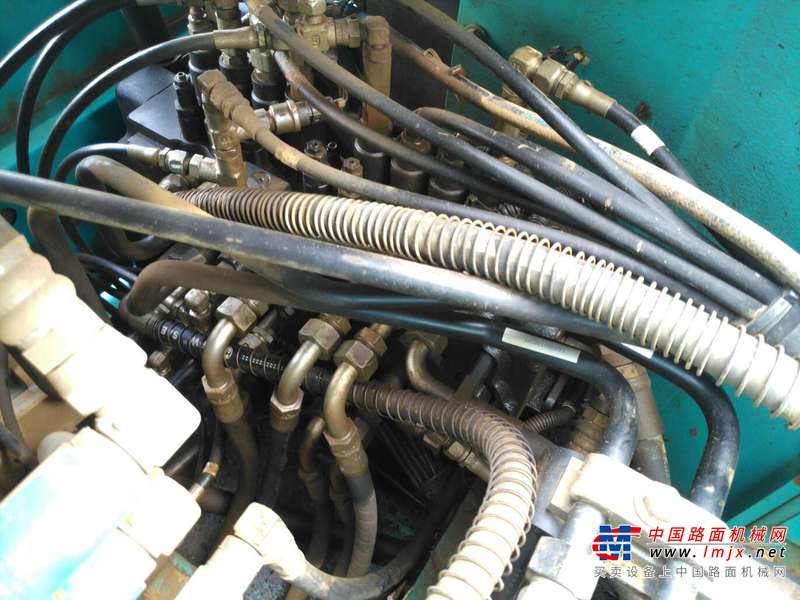 云南出售转让二手7800小时2012年神钢SK75挖掘机
