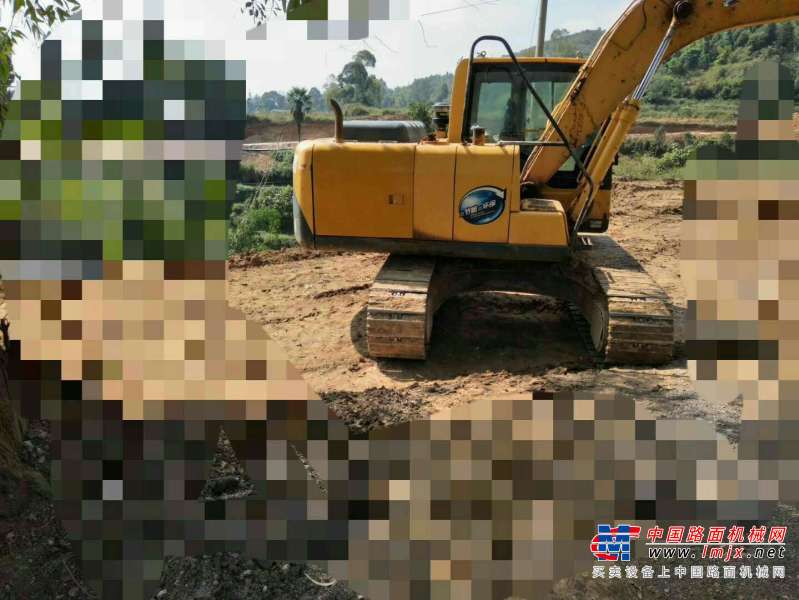 云南出售转让二手6000小时2013年山重建机JCM913D挖掘机